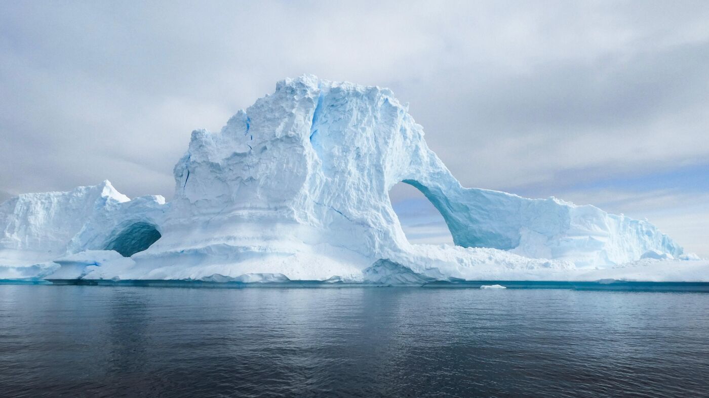 Почему крупнейший в мире айсберг пришел в движение впервые за 37 лет? - News-hub.ru, 28.11.2023