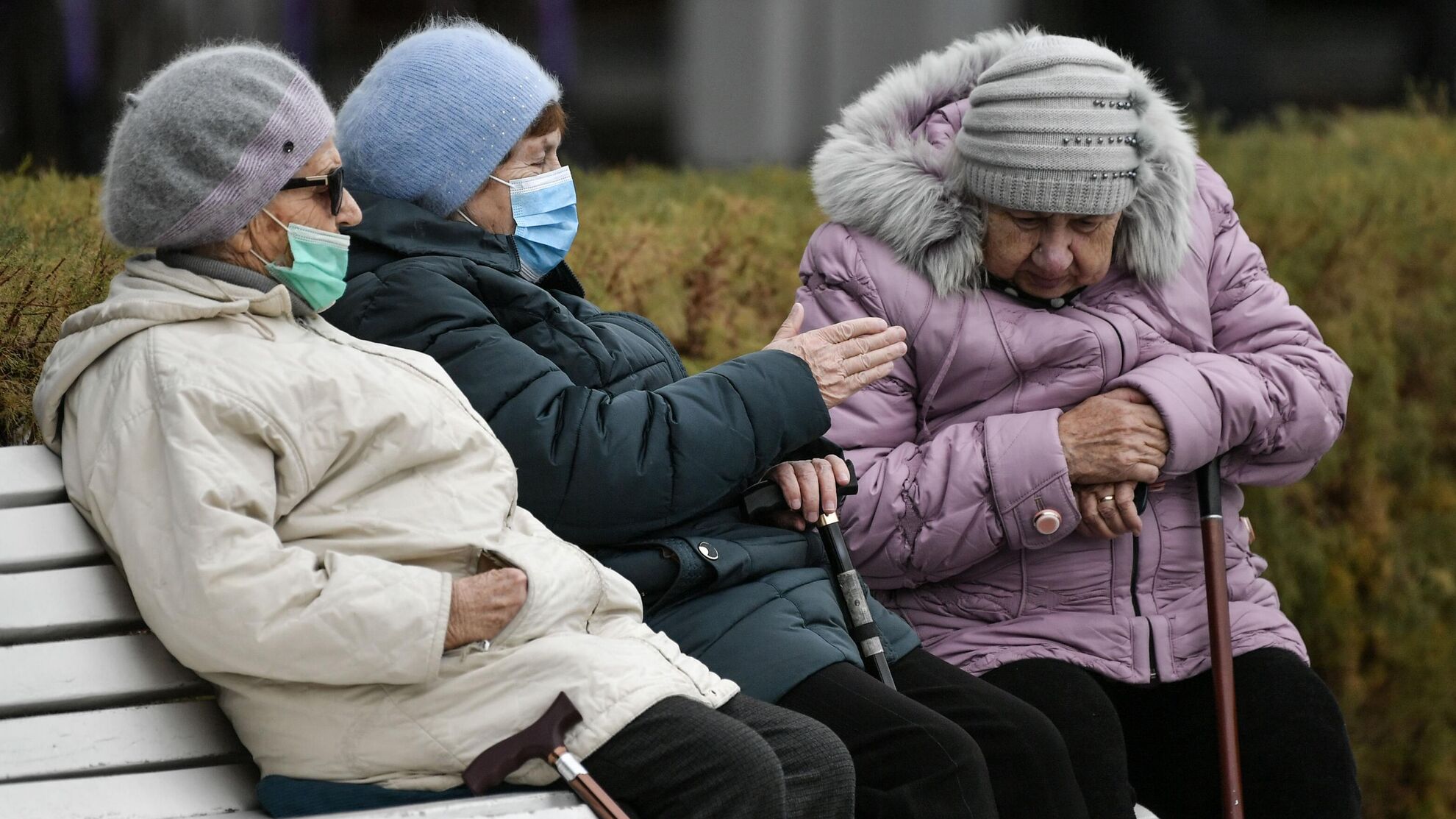 Почему старики становятся озлобленными на весь мир: отвечает психолог - News-hub.ru, 23.12.2023